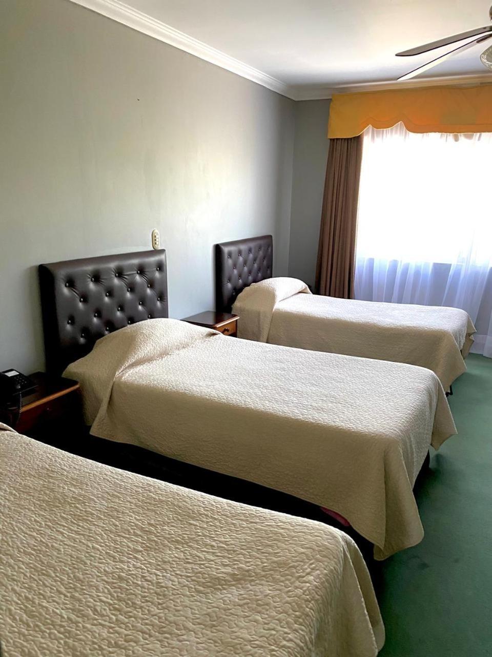 Hotel Econohotel Los Ángeles Eksteriør bilde